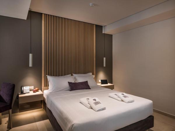 Trianon Luxury Apartments & Suites : photo 2 de la chambre suite junior