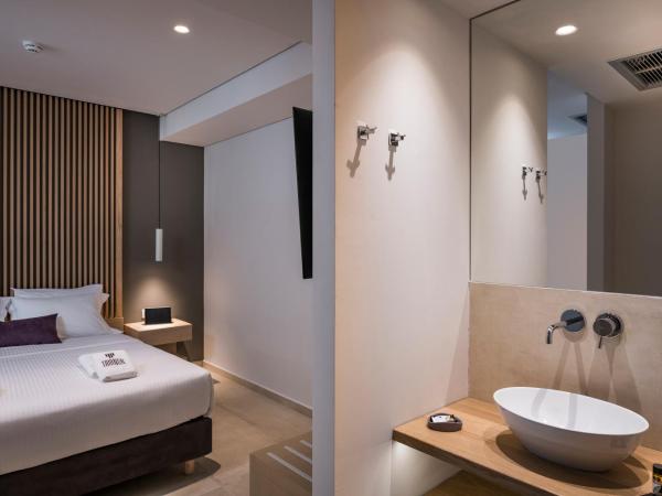 Trianon Luxury Apartments & Suites : photo 6 de la chambre chambre double