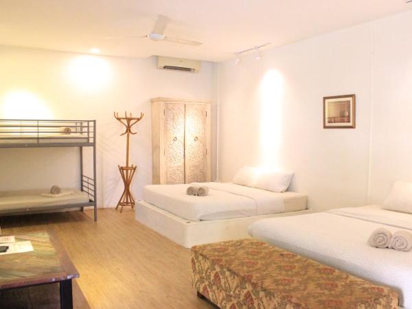 Coco Country Homes : photo 5 de la chambre chambre familiale avec salle de bains privative