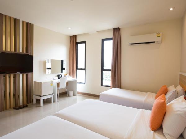 Imm Hotel Thaphae Chiang Mai : photo 3 de la chambre chambre triple