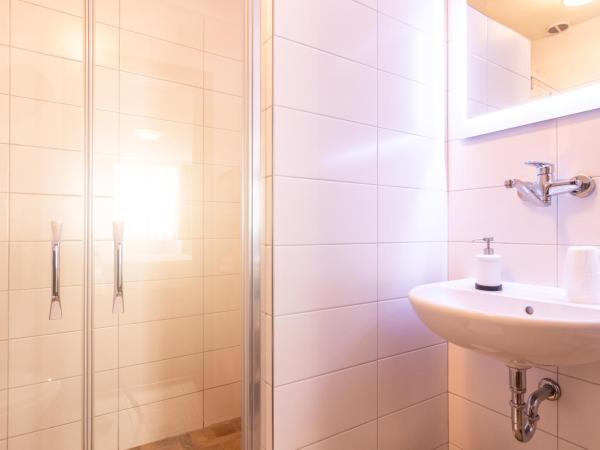 Familia : photo 2 de la chambre chambre double ou lits jumeaux standard