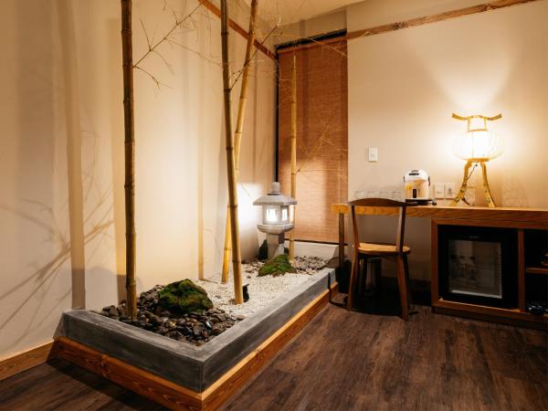 MAYU Bangkok Japanese Style Hotel : photo 10 de la chambre suite familiale avec balcon