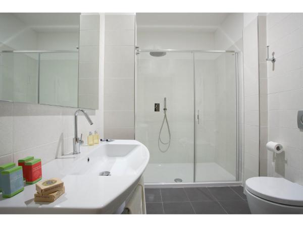 Hotel Aurora : photo 2 de la chambre suite