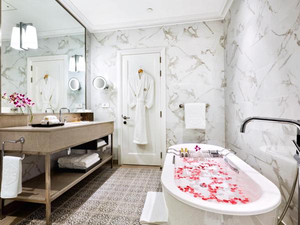 Taj Connemara, Chennai : photo 5 de la chambre chambre coloniale avec navette aéroport (aller simple) et plus