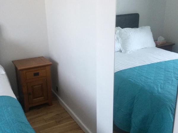 simply guesthouse : photo 4 de la chambre chambre double deluxe avec baignoire