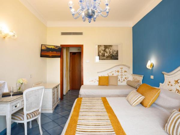 Hotel Zi' Teresa : photo 4 de la chambre chambre double ou lits jumeaux - vue sur mer