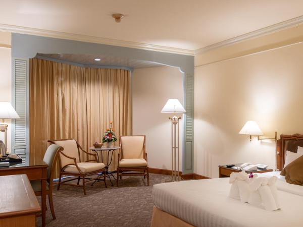 Montien Riverside Hotel Bangkok : photo 10 de la chambre chambre deluxe double ou lits jumeaux