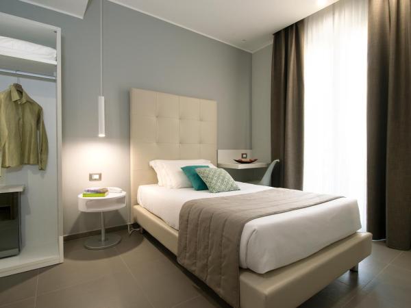 Hotel H21 : photo 1 de la chambre chambre simple classique
