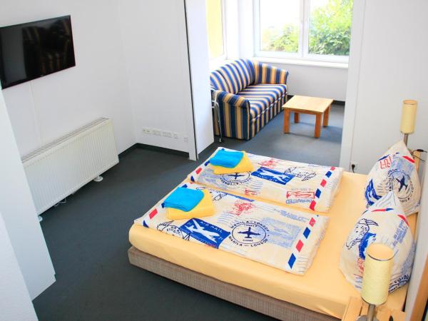 Botschaft : photo 2 de la chambre chambre double de luxe (2 adultes + 1 enfant jusqu'à 12 ans)