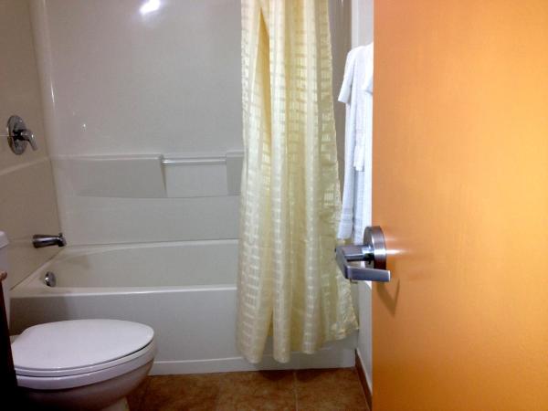 Harvey's Motel SDSU La Mesa San Diego : photo 6 de la chambre chambre lit queen-size standard - fumeurs