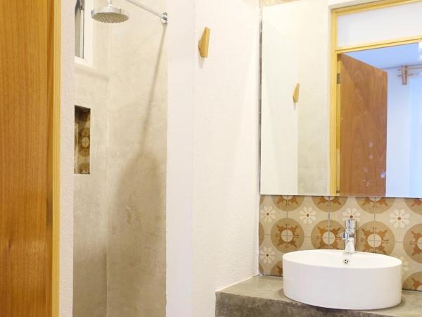 Hotel Mamá Carlota : photo 9 de la chambre chambre lit queen-size deluxe