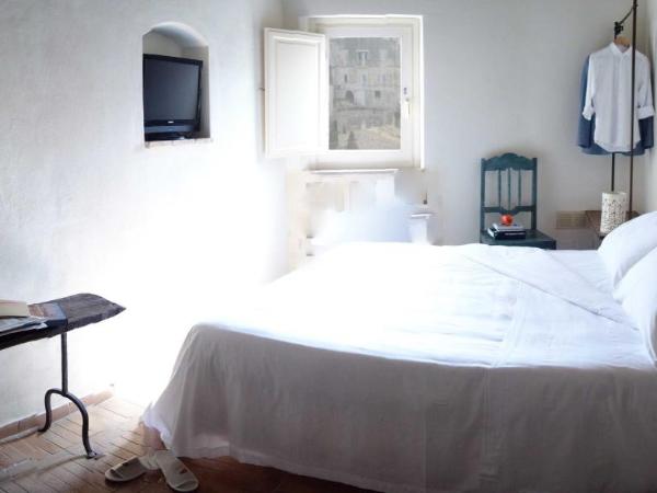 Locanda Di San Martino Hotel & Thermae Romanae : photo 6 de la chambre chambre double ou lits jumeaux standard - vue sur ville