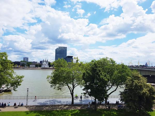 Altstadthotel Hayk am Rhein : photo 7 de la chambre chambre double ou lits jumeaux