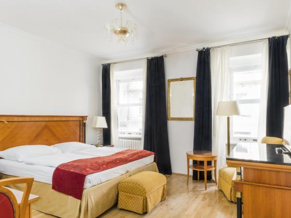 Hotel Bologna : photo 6 de la chambre chambre familiale (3-4 adultes)