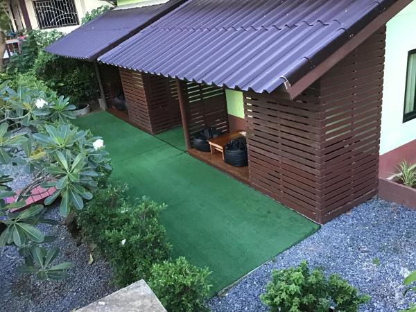 Grand Tree : photo 1 de la chambre chambre lit king-size - vue sur piscine