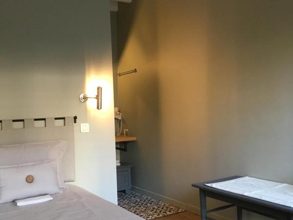 B&B PETIT PRINCE, GENT : photo 9 de la chambre chambre lit king-size - vue sur jardin