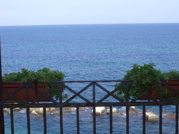 Domus Mariae Albergo : photo 7 de la chambre chambre double ou lits jumeaux - vue sur mer