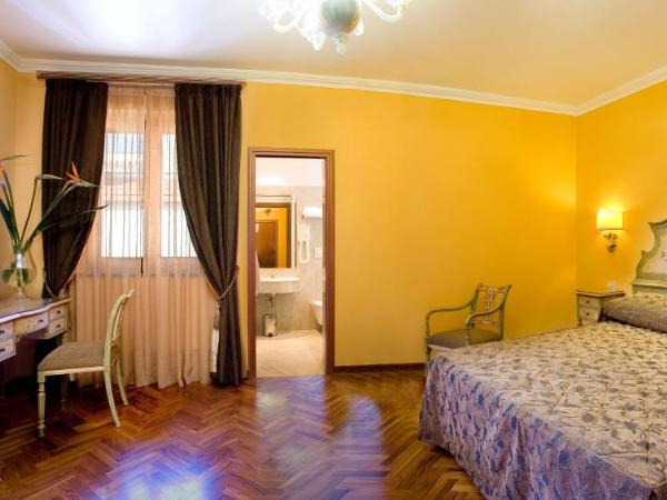 Hotel Palazzo Guardati : photo 4 de la chambre chambre double classique