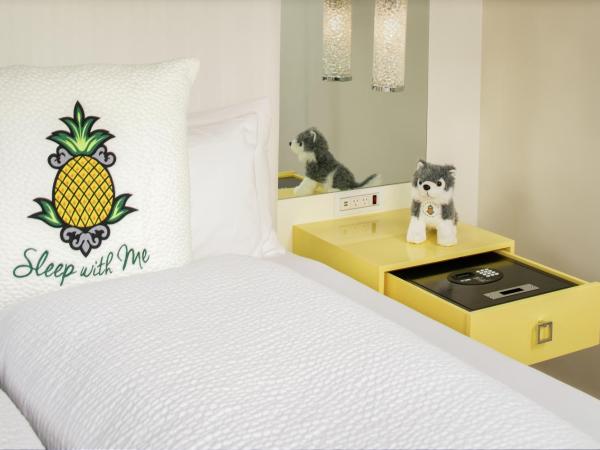 Staypineapple, A Delightful Hotel, South End : photo 6 de la chambre chambre lit king-size deluxe