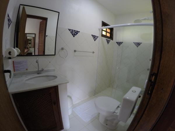 Pousada Casa Cactus Praia da Tartaruga Búzios : photo 1 de la chambre chambre triple standard