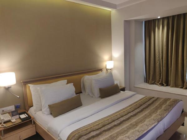 Hotel Suncity Apollo, Colaba : photo 2 de la chambre chambre double ou lits jumeaux standard