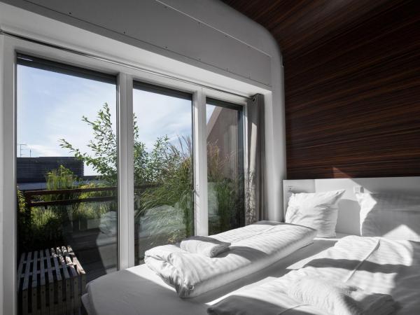 Steel House Copenhagen : photo 2 de la chambre chambre double avec terrasse
