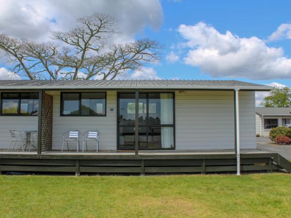 Holdens Bay Holiday Park : photo 1 de la chambre 1 bedroom ensuite cabin