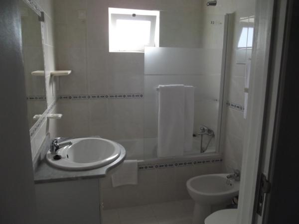 Frentomar : photo 5 de la chambre chambre lits jumeaux avec balcon