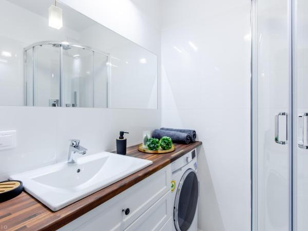 *ClickTheFlat* Wilcza 33 Street Apart Rooms in the City Center : photo 4 de la chambre chambre double standard avec salle de bains commune