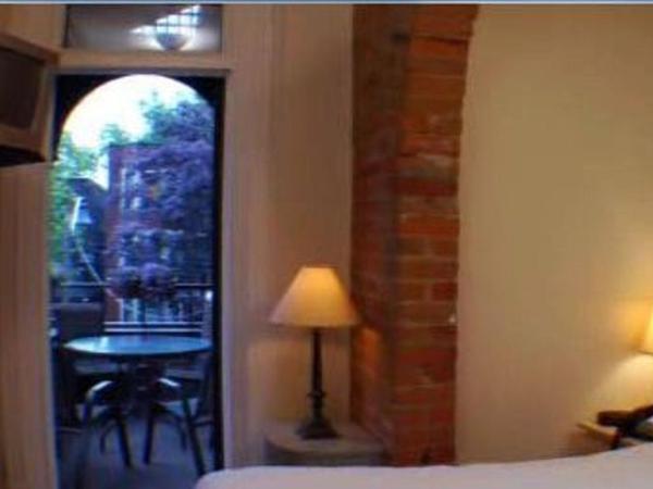 Victoria's Mansion Guest House : photo 5 de la chambre studio