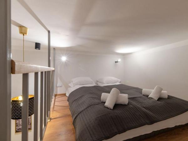 DIETLA 99 APARTMENTS - IDEAL LOCATION - in the heart of Krakow : photo 6 de la chambre appartement en duplex