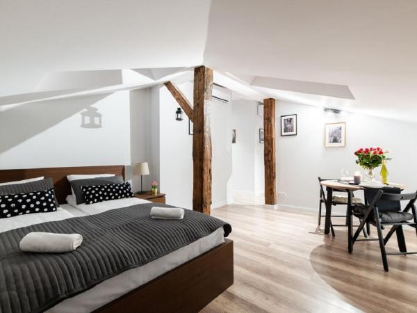 DIETLA 99 APARTMENTS - IDEAL LOCATION - in the heart of Krakow : photo 3 de la chambre appartement supérieur