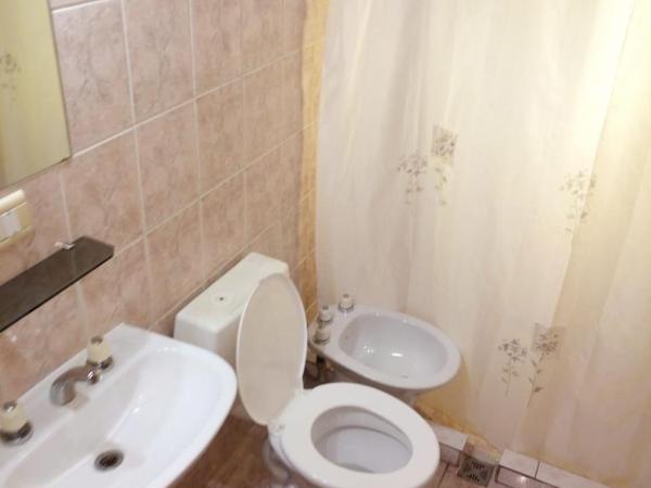 Hostel Buenos Aires : photo 8 de la chambre chambre lit queen-size