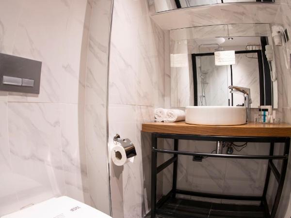 Meydan Besiktas Hotel : photo 9 de la chambre chambre double supérieure - vue sur mer