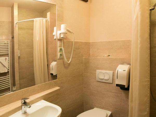 Família Vendégház : photo 2 de la chambre chambre simple