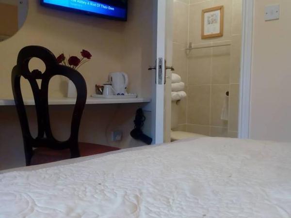 Corrib View Guesthouse h91rr72 : photo 7 de la chambre chambre double avec salle de bains privative