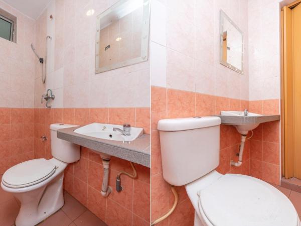 Fully Hotel Desa Tebrau : photo 4 de la chambre chambre triple supérieure