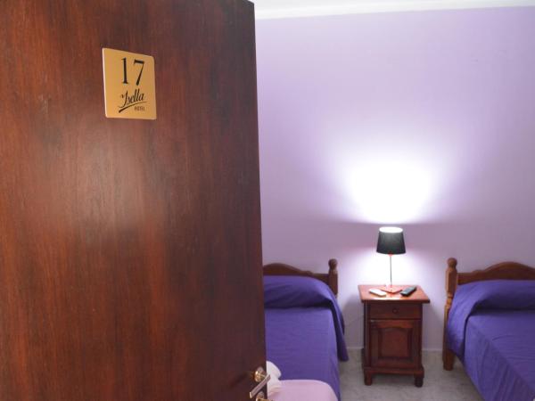 Hotel Isella : photo 3 de la chambre chambre lits jumeaux Économique