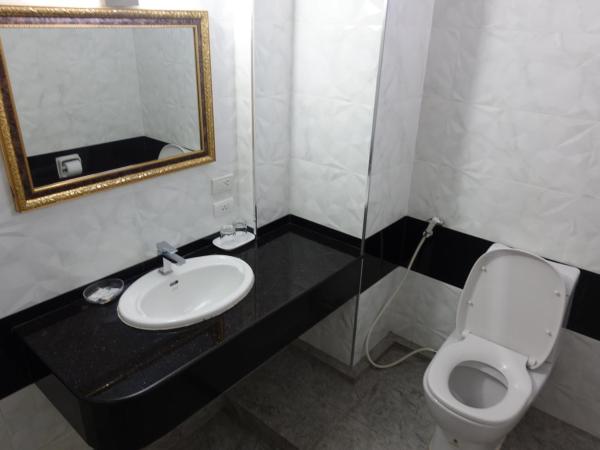 Serene Hotel : photo 1 de la chambre chambre double deluxe