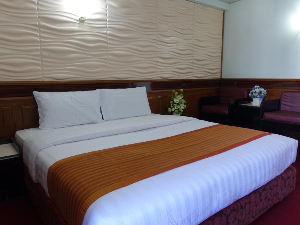 Serene Hotel : photo 3 de la chambre chambre double deluxe