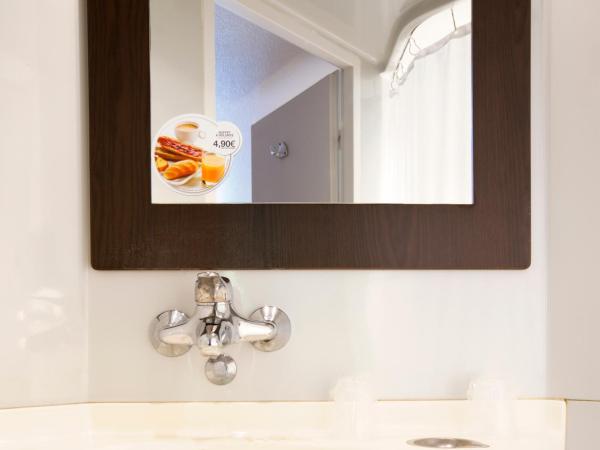 Premiere Classe Arles : photo 4 de la chambre chambre double