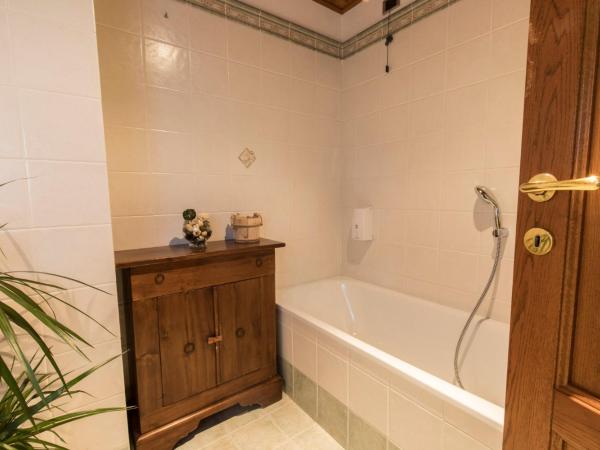 Le Jasmin : photo 3 de la chambre grande chambre double ou lits jumeaux