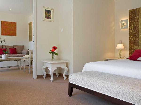 Le Cottage - Hotel & Spa : photo 3 de la chambre suite familiale avec terrasse (2 adultes + 2 enfants) - accès spa inclus