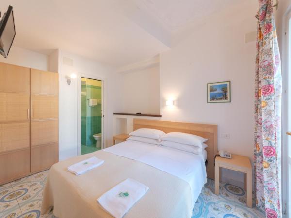 Hotel Europa : photo 1 de la chambre chambre double occupation simple (1 adulte)