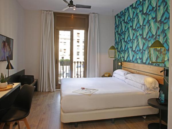 Chic & Basic Lemon Boutique Hotel : photo 1 de la chambre chambre double supérieure avec balcon