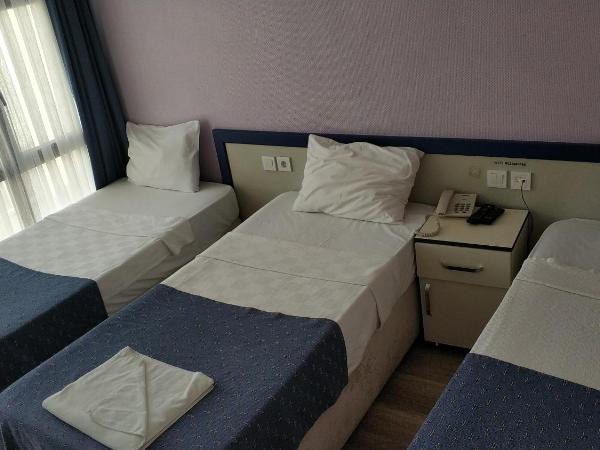 Hotel Akkus : photo 5 de la chambre chambre triple classique