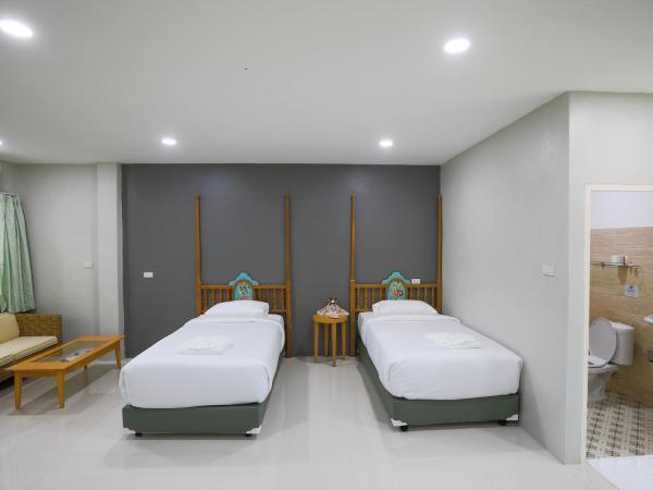 Phuket Nonnita Boutique Resort - SHA Plus : photo 6 de la chambre chambre triple deluxe