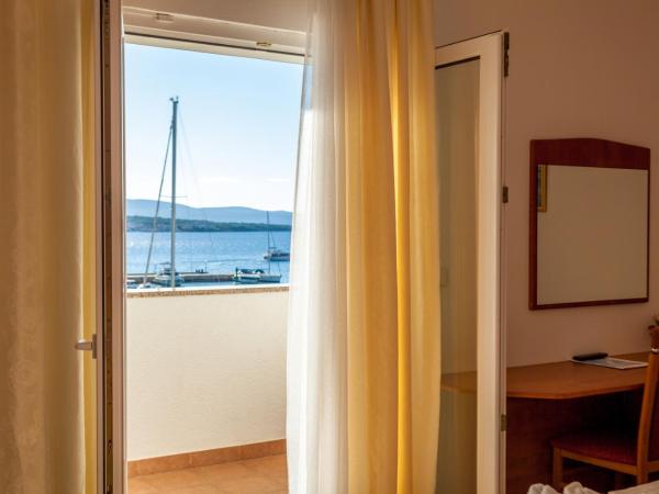 Hotel Adria : photo 4 de la chambre chambre double avec balcon - vue sur mer