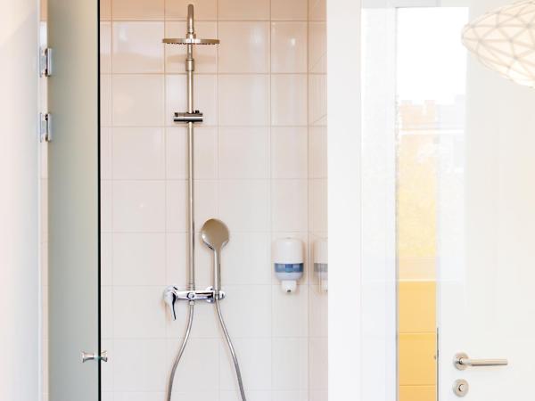 Maverick City Lodge : photo 4 de la chambre chambre double supérieure