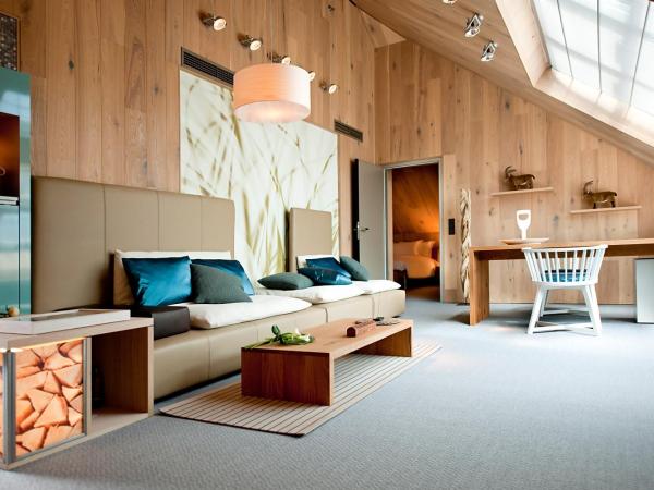 Sofitel Munich Bayerpost : photo 4 de la chambre suite d'angle opéra avec lit king-size